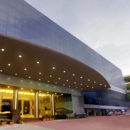 Saj Luciya -A Classified 4 Star Hotel Thiruvananthapuram Exterior photo