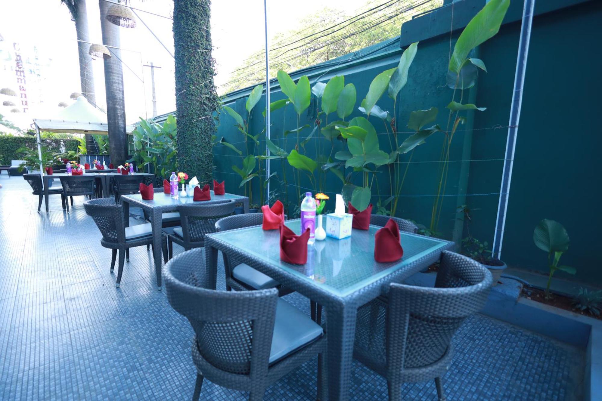 Saj Luciya -A Classified 4 Star Hotel Thiruvananthapuram Exterior photo
